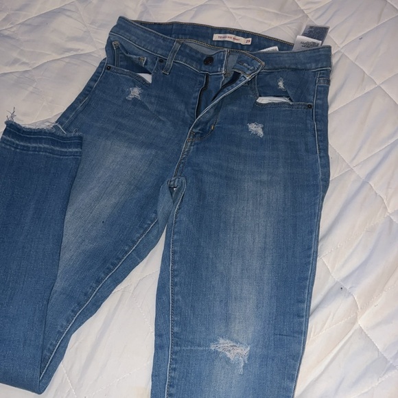 Levi jeans - Picture 2 of 4